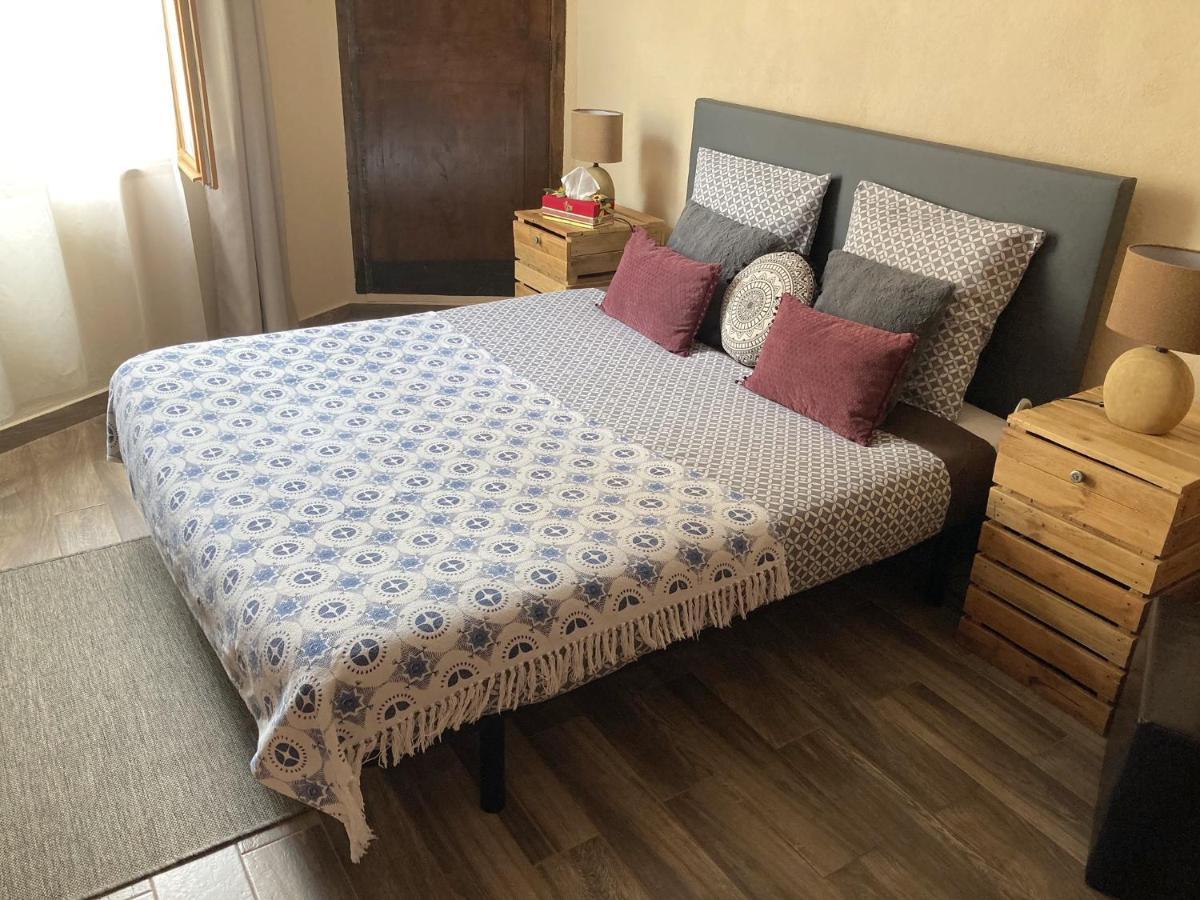 Hotel Lou Mistral Moustiers-Sainte-Marie Zewnętrze zdjęcie