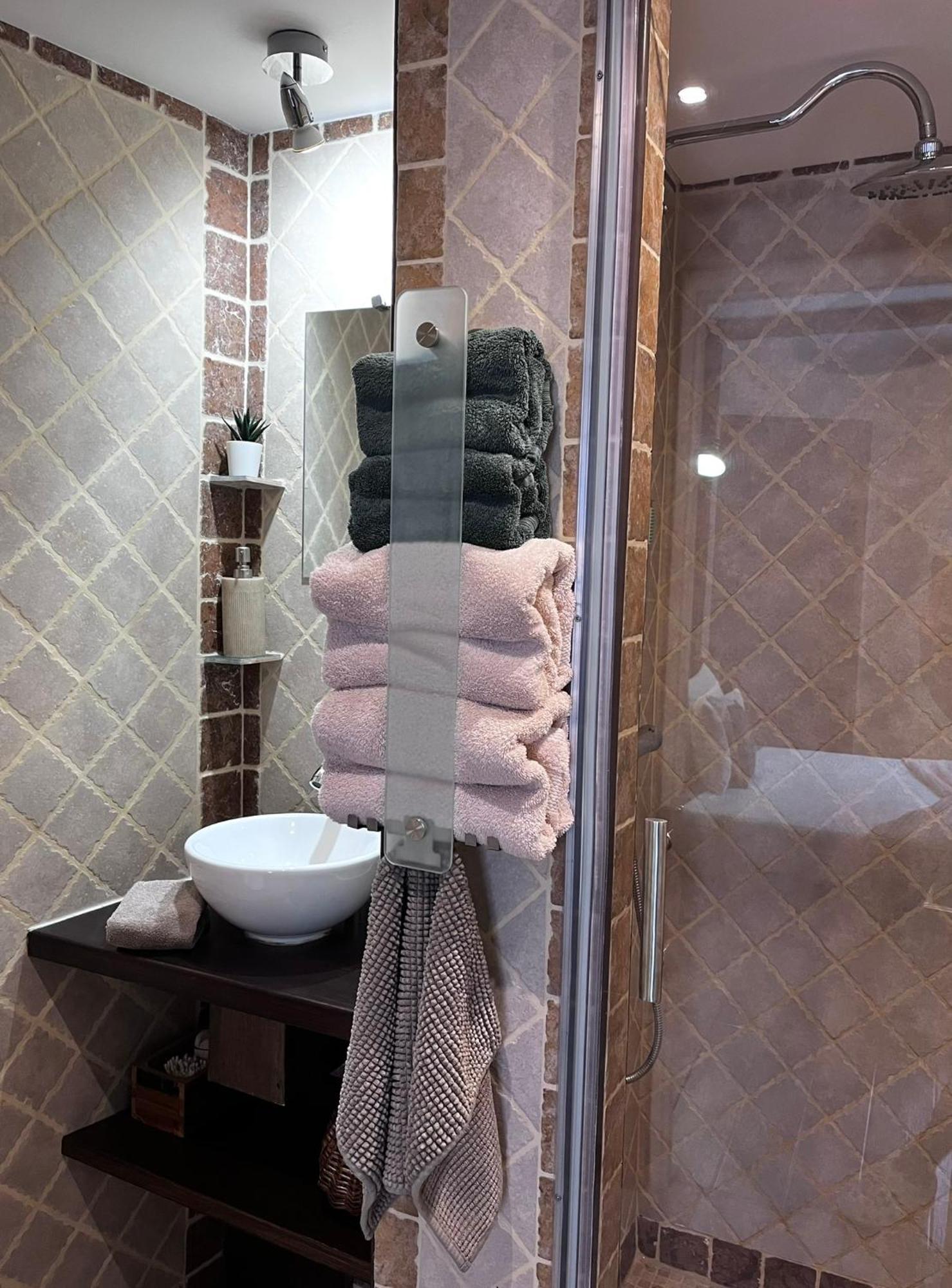 Hotel Lou Mistral Moustiers-Sainte-Marie Zewnętrze zdjęcie